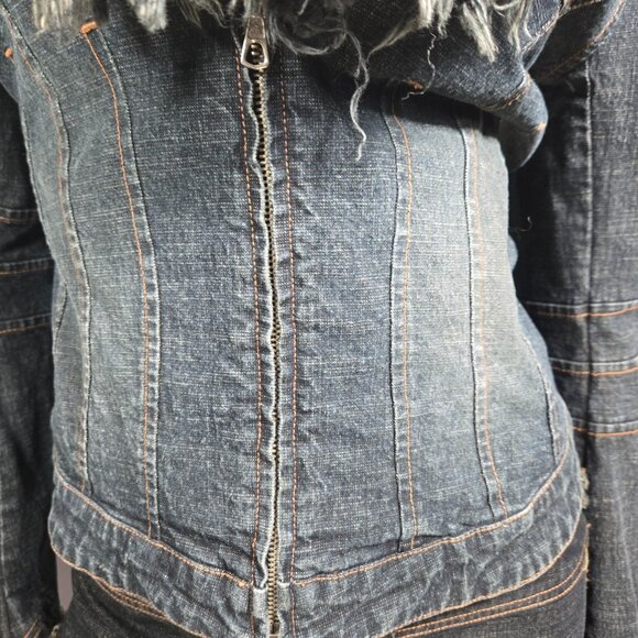 Vintage Y2K Parasuco Fringed Denim Jean Jacket Size M Boho Grunge Zip Up - Picture 4 of 11